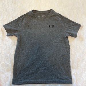 Boys Under Armour t-shirt